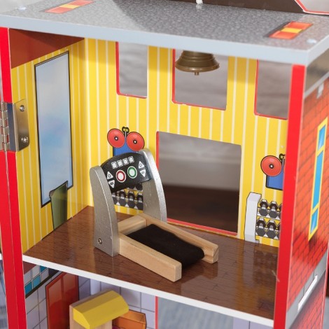 Imagine 17Everyday Heroes Wooden Play Set