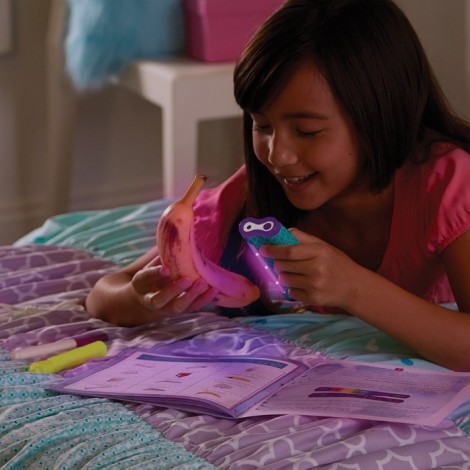 Imagine 2Lampa cu lumina ultravioleta si jurnal de activitati