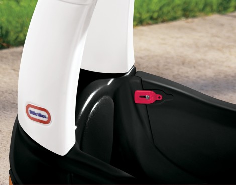 Imagine 7Masinuta Police Cozy Coupe