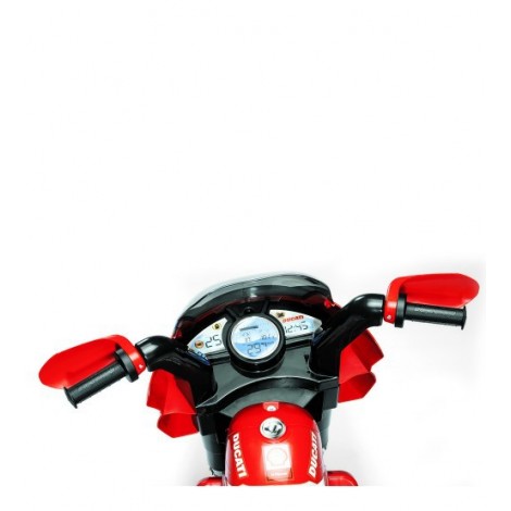 Imagine 3Motocicleta Ducati Desmosedici Rider VR
